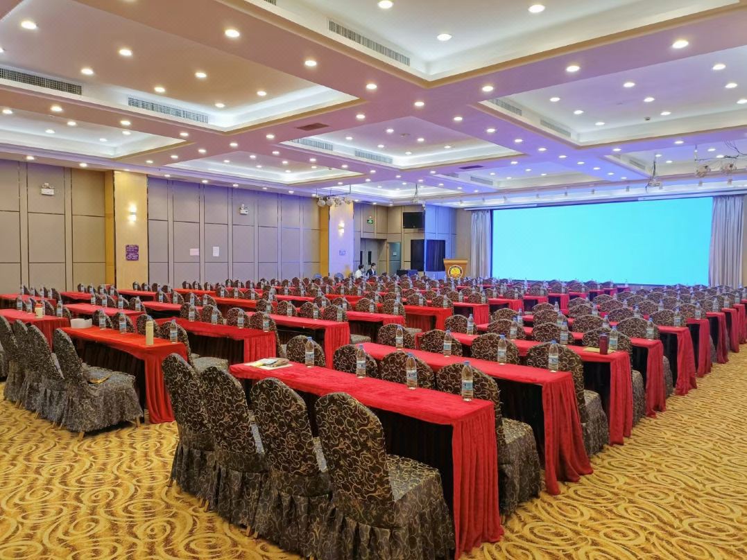 广州君合国际酒店（天河华南植物园地铁站店）-多功能会议厅会议室实拍照片