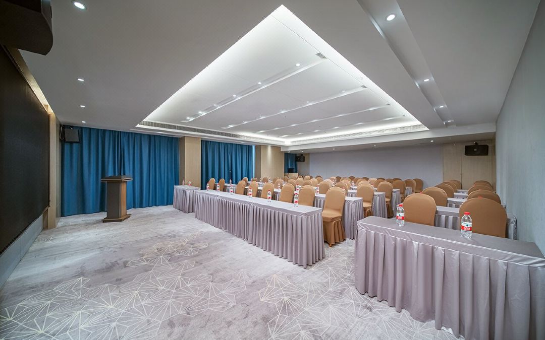 凯里亚德酒店（广州北站店）-多功能会议室会议室实拍照片