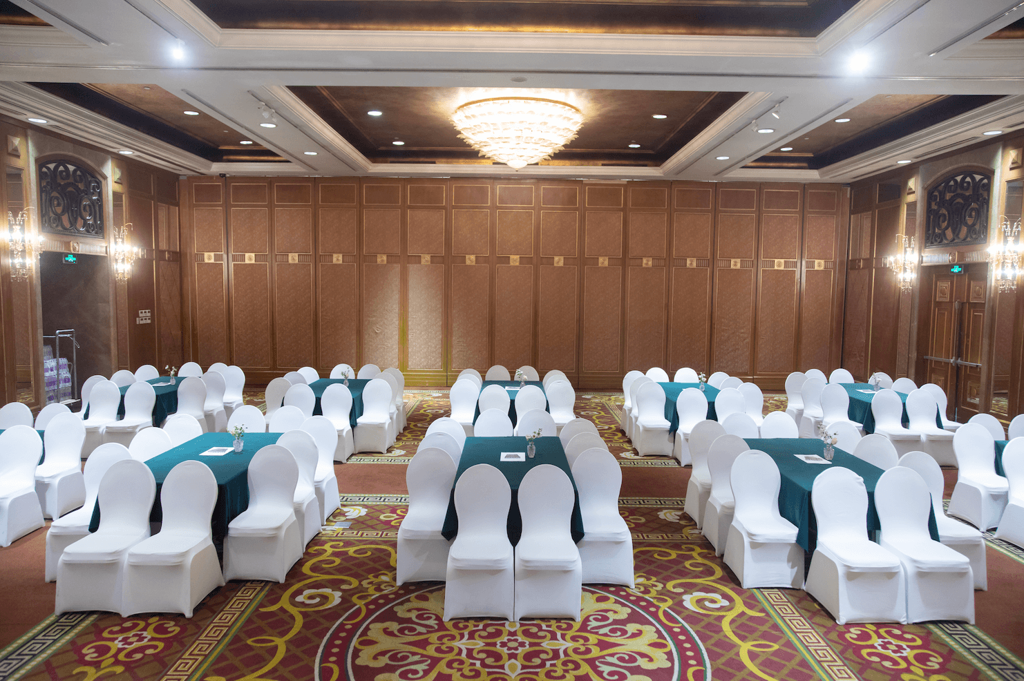 北京中航泊悦酒店-阳光宴会厅会议室实拍照片