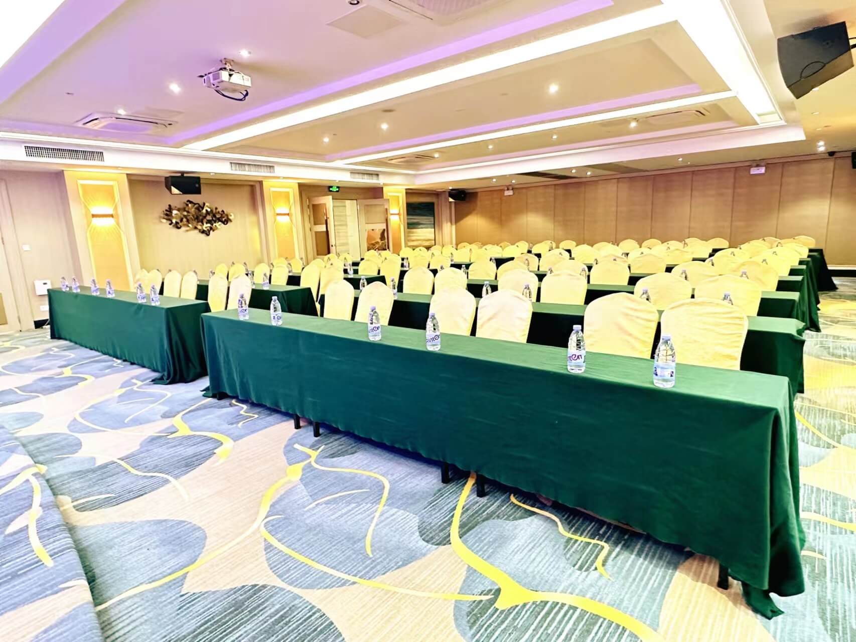 美豪明悦酒店（广州会展中心店）-1号会议室会议室实拍照片